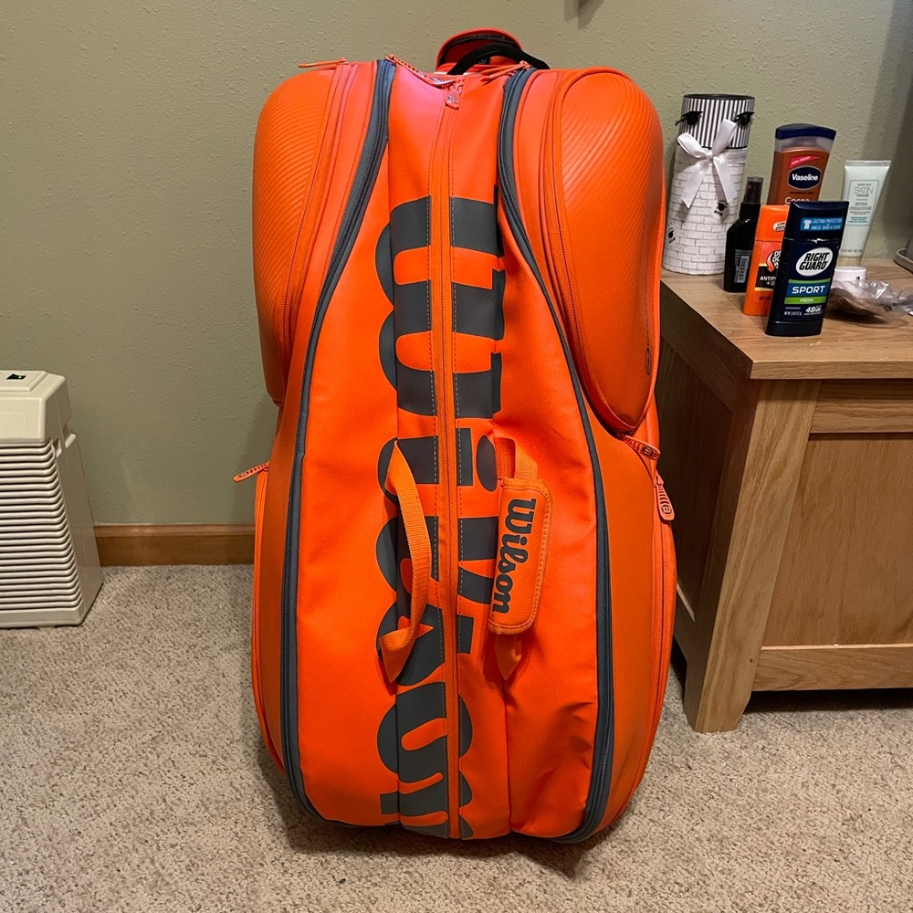 Wilson 15-Pack Orange Tennis Bag